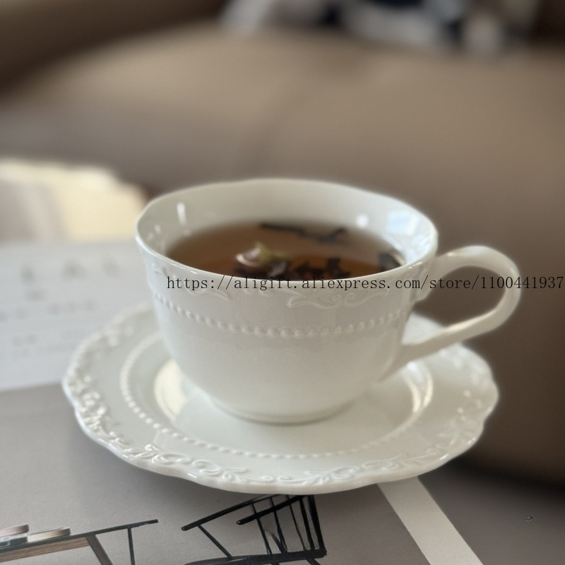 프렌치 라이트 럭셔리 양각 꽃무늬 커피 컵과 접시 세트 - Coffee Tea And Sugar Set 리뷰 및 가격